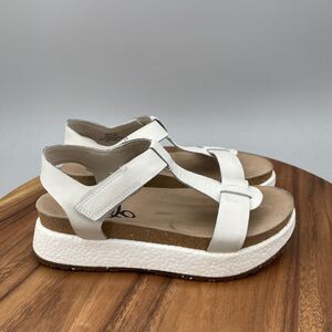 OTBT Mend Platform Sandals Womens Size 7 M White Leather Casual Comfort Summer